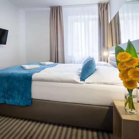 White Lion 4* プラハ