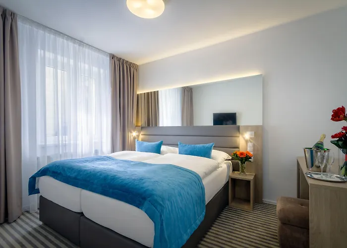 Ξενοδοχείο White Lion 4*