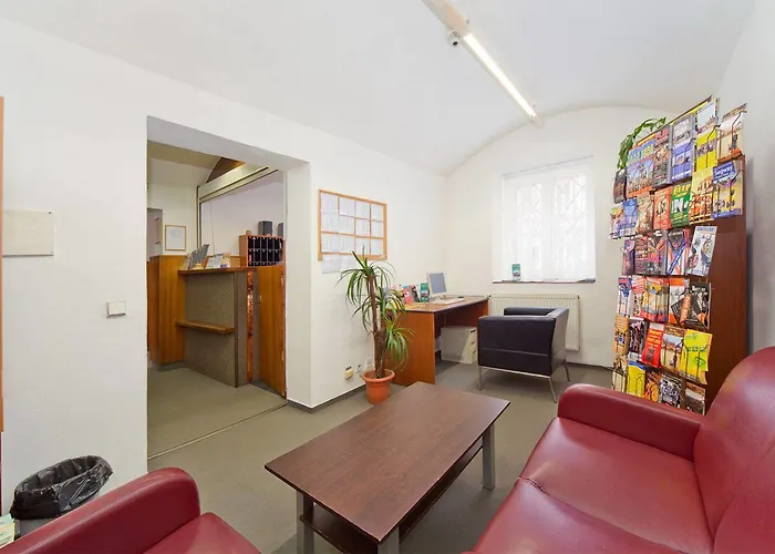 White Lion Отель