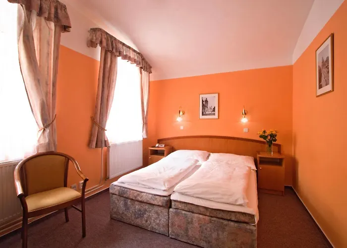 Отель White Lion Прага