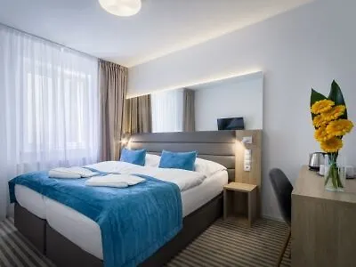 White Lion Отель