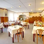 White Lion Hotel